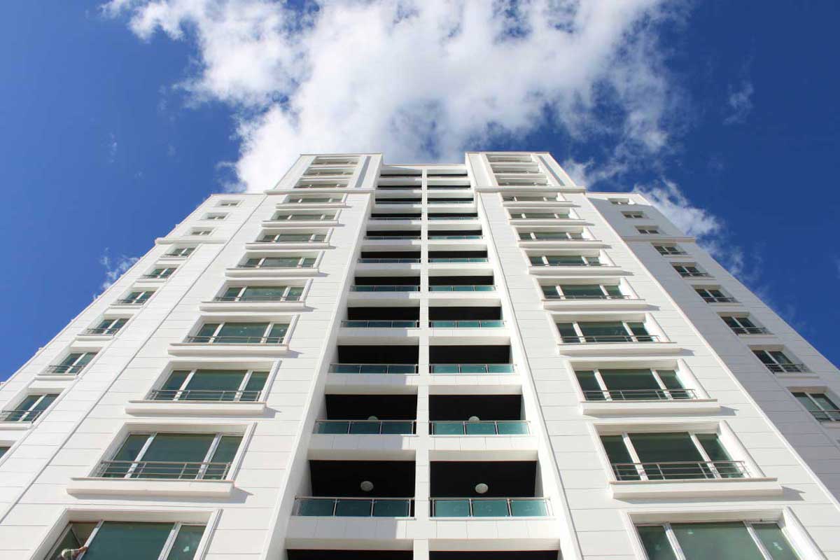 Apartman ve Büyük Yapılarda Ana Gider Borularında Meydana Gelen Tıkanıklıkların Kameralı Sistemlerle Tespit Edilerek Robot Cihazlarla Açılması ve Kalıcı Çözümlerle Tekrar Etmesinin Önlenmesi