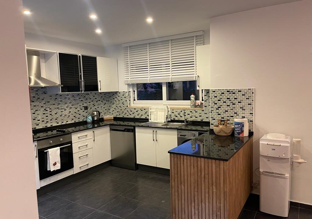 Mutfaklarda Yemek Artıkları ve Yağ Birikintileri Nedeniyle Tıkanan Gider Borularının Profesyonel Robot Sistemlerle Açılması ve Hijyenik Ortamın Yeniden Sağlanması