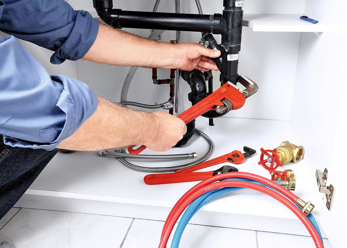 Eski veya Sorunlu Su Tesisatlarının Baştan Sona Yenilenmesi, Modern Malzemeler ve Uzman İşçilikle Yapının Tamamen Güvenli Hale Getirilmesi ve Uzun Ömürlü Kullanımın Sağlanması